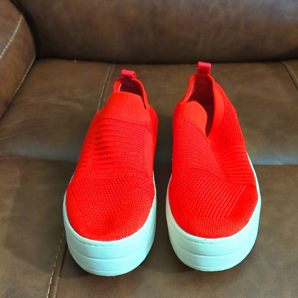 J/Slides Hilo Platform Knit Slip on